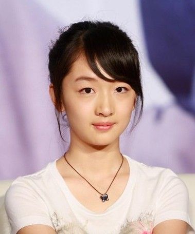 周冬雨 资料图片