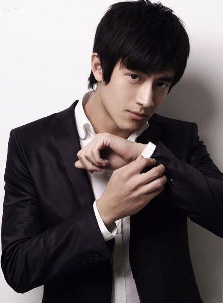 林更新 资料图片