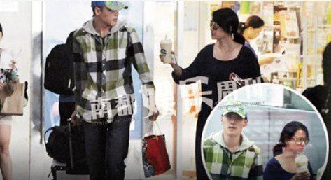 倪虹洁喂给小男友咖啡