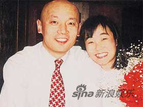 葛优与贺聪结婚照(资料图)