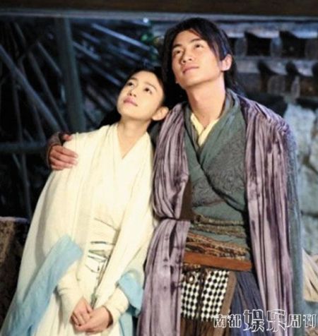 有着新生代古装美男之称的陈晓，这两年作品仍是古装戏为主，包括未播先热的《神雕侠侣》。