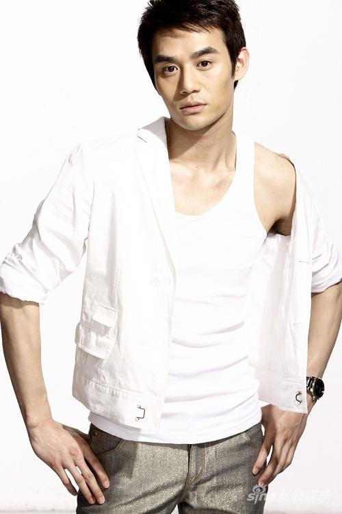 组图:王凯帅气写真曝光