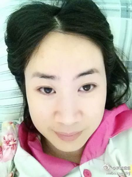 芙蓉姐姐素颜自拍照