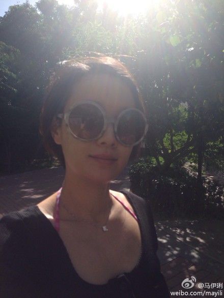 马伊琍自拍