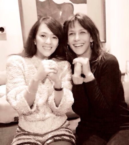 章子怡与苏菲玛索拜年