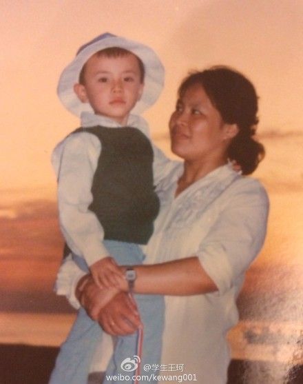 刘涛老公晒童年萌照