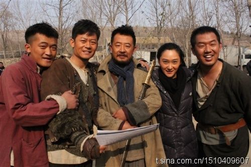 黄海波出演《永不磨灭的番号》时与剧中导演、演员建立深厚感情