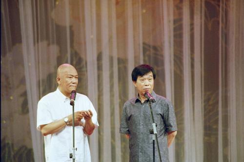 图文:侯耀文突发疾病去世 生前与石富宽合作