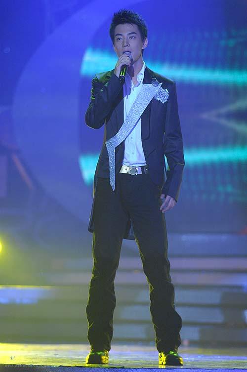 图文加油好男儿4进3张殿菲唱别问