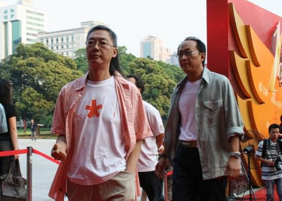 图文：《老港》导演赵良骏监制方平踏上红毯_影音娱乐_新浪网