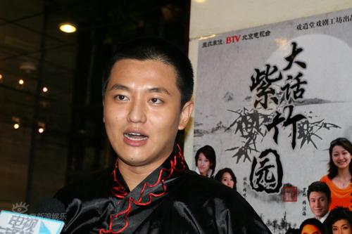 文文,王旭东,张泓,高燕,秦天等知名主持人以及新浪uc名嘴杨小乐(blog)