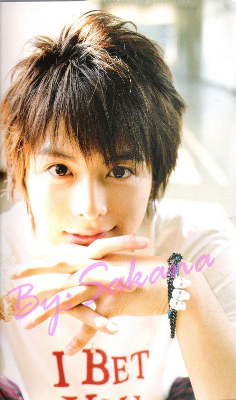 图文:小池澈平个人写真--炯炯有神的眼睛