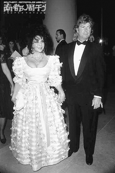 拉里·福藤斯基(Larry Fortensky)，小伊丽莎白20岁，建筑工人，1991年结婚，1996年离婚。