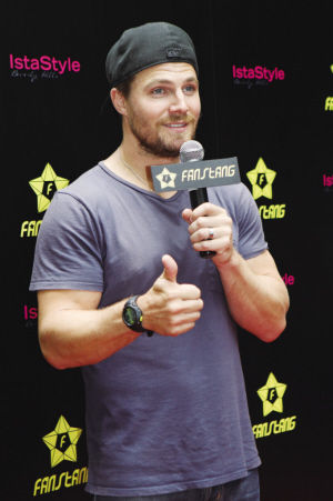 《绿箭侠》男主角斯蒂芬·阿梅尔