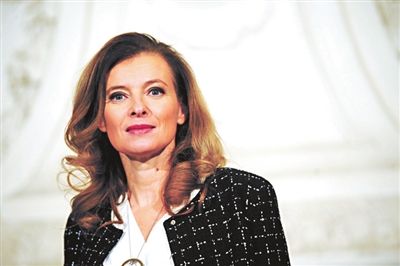 “第一女友”瓦莱丽