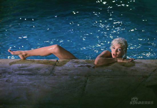 美国摄影师劳伦斯-席勒独家做客新浪,与网友畅聊镜头中的玛丽莲-梦露