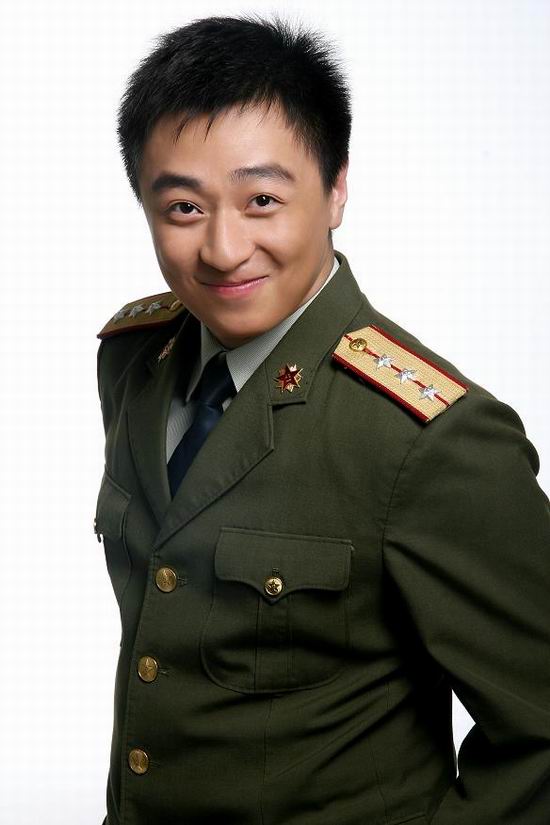 资料:《我的夜晚》主持人--董可飞