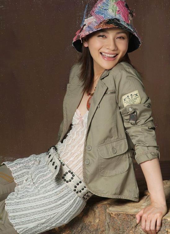 胡可演唱《风月》主题歌 有意进军歌坛(附图)