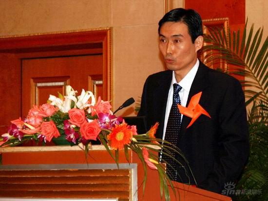 山东电视台总编室主任助理樊宇介绍公益行动