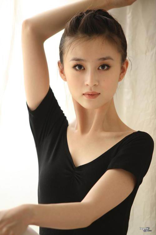 赫本拍摄作品:《西部警事》《国脉》《四世同堂》