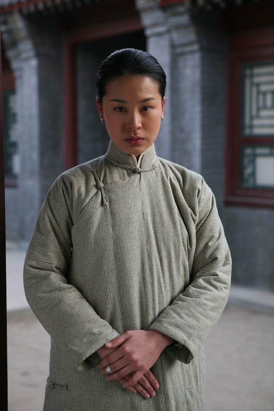 给太监做老婆的康顺子