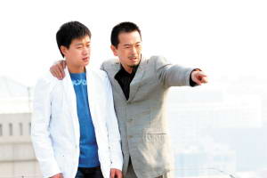 《奋斗》中张晨光和佟大为扮父子