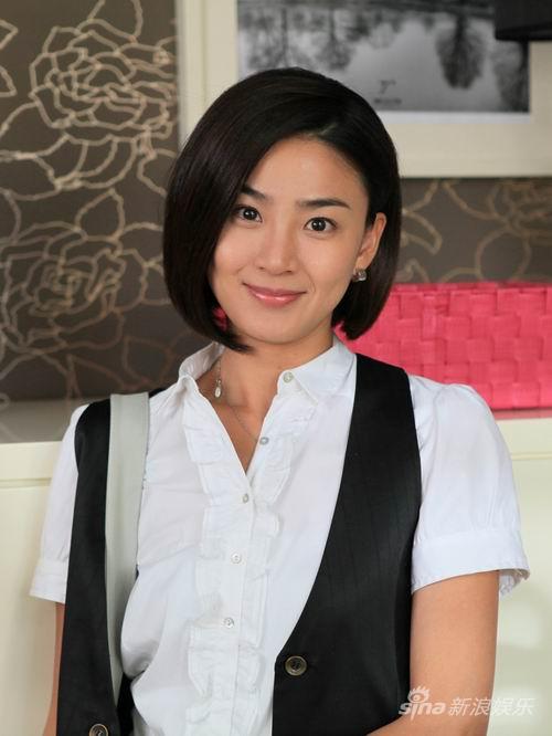 资料:《完美丈夫》人物简介--洪小铃饰尹合欢