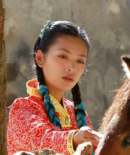 资料:《热巴情》角色--索朗卓嘎饰央金