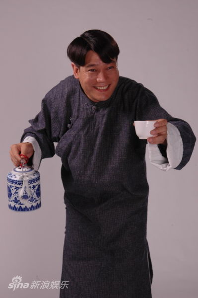 资料图片:《二号交通站》剧照-鲍大志饰孙友福