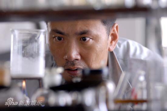 资料图片:电视剧《煮海》剧照-宋运成饰演侯德榜