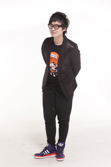 2013SMG播音员新秀候选人-罗毅