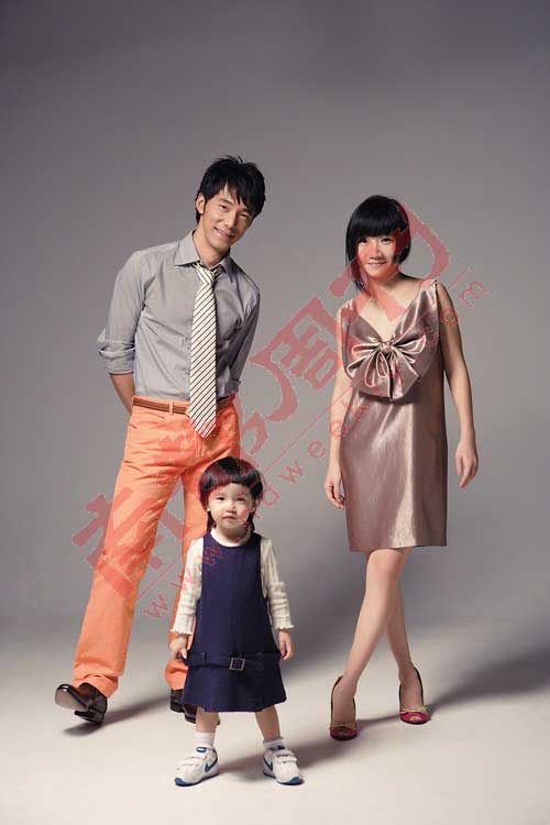 (从左到右)李李仁、豆豆、陶晶莹。