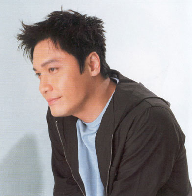 罗嘉良为新剧演奸角 与袁咏仪合演强奸戏(图)