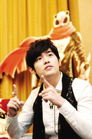 周杰伦的档期向来很满，此番挂帅总导演，要操心的事情很多，但并不需要每场戏都亲力亲为