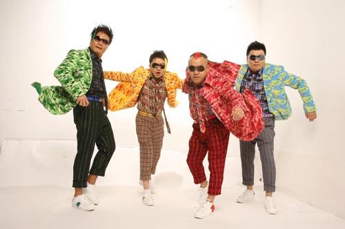 《铁甲无敌奖门人》