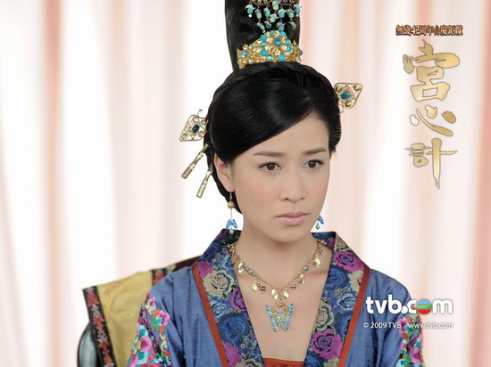 佘诗曼在《宫心计》中饰演刘三好