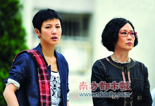 《女王办公室》首周收视一般