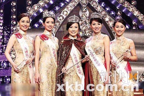 李宝安上任后第一个大秀将是2010年香港小姐选举。 