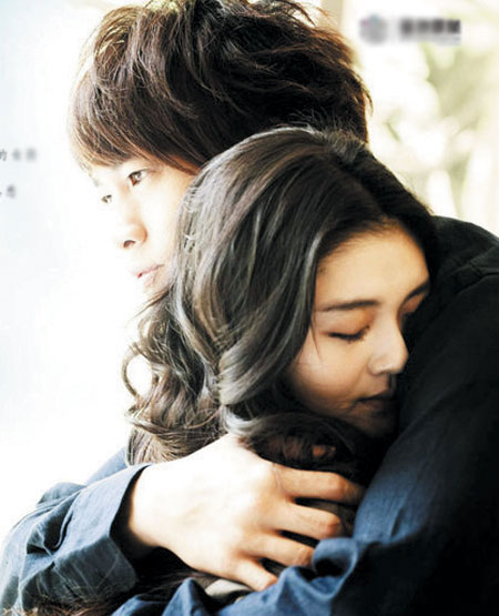 《泡沫之夏》剧照