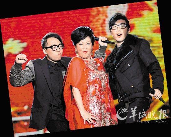 薛家燕和农夫大跳热舞