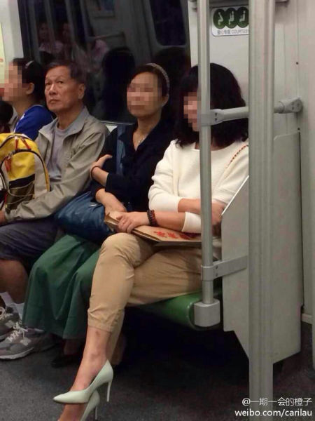 网友地铁偶遇最大黑警“郭sir”