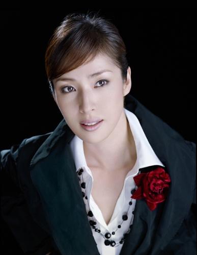 天海佑希 Boss 夺冠伟岸身高难倒男性演员 手机新浪网