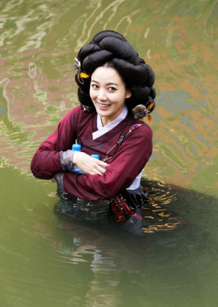 李素妍落水