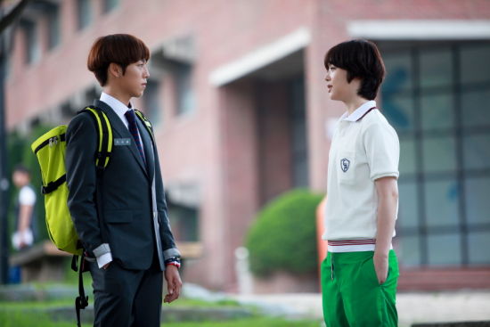 李贤雨 Sulli约会