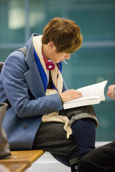 尹施允对书痴迷