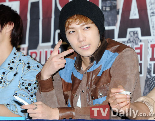 FTIsland成员李洪基