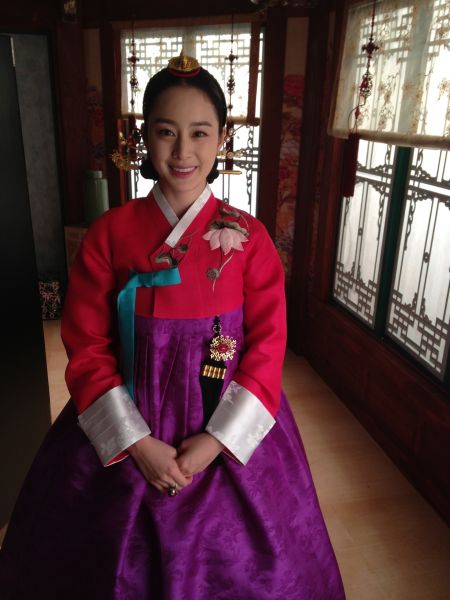 金泰熙温婉优雅