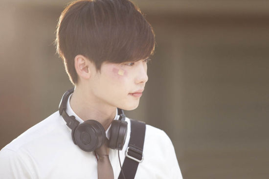 李钟硕演超能力少年