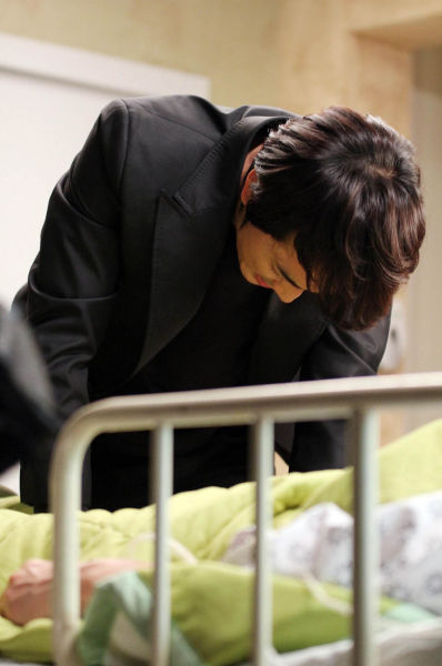 《当男人恋爱时》宋承宪双目充血痛哭不止