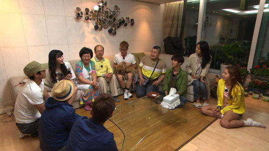 《赤脚的朋友们》突袭银赫私宅